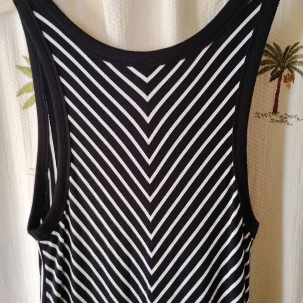 CAbi Black and White Asymmetrical Dress - Picture 4 of 6